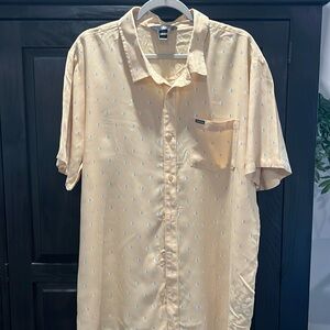 NWT Volcom botton down shirt XL